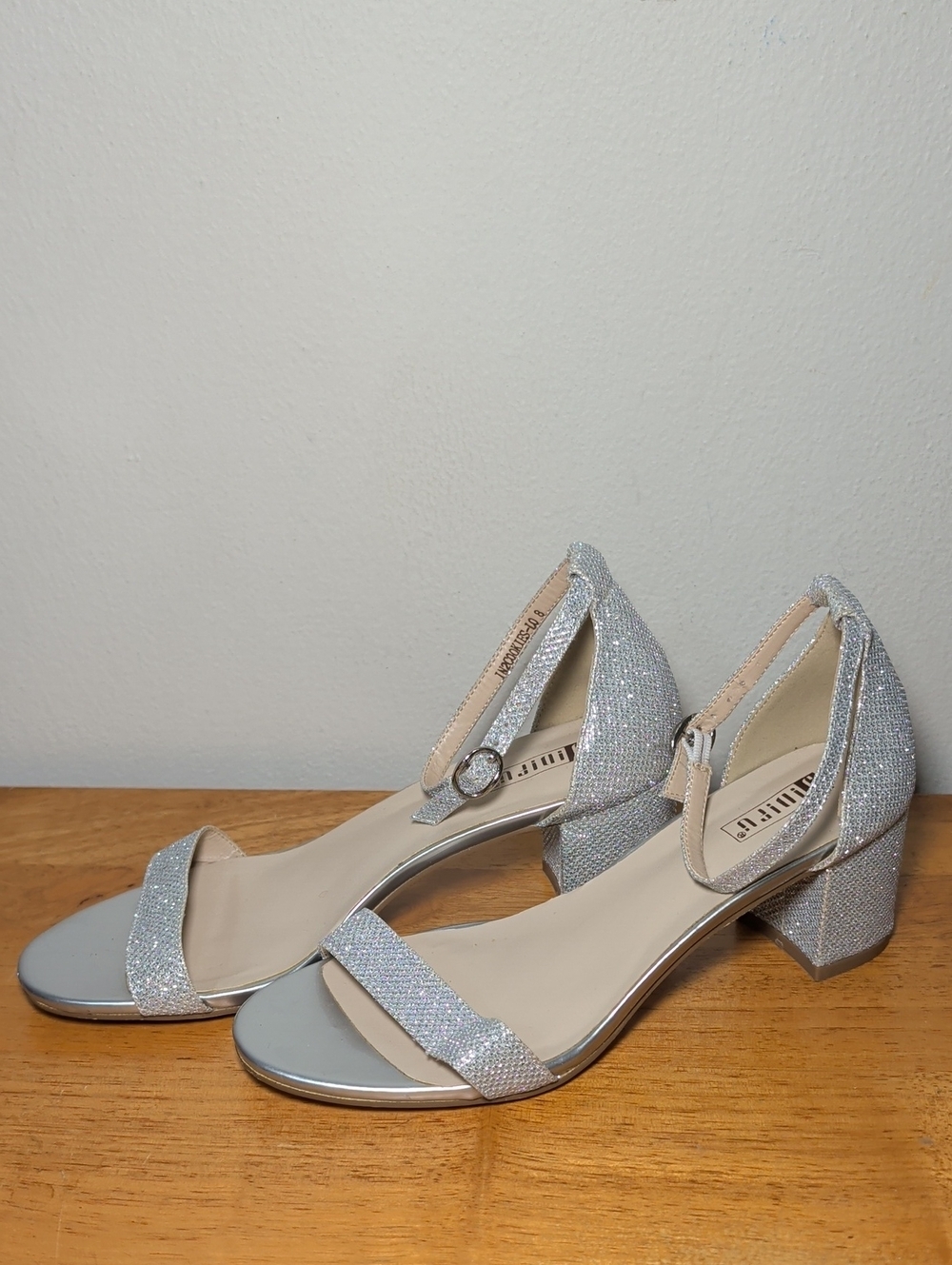 IDIFU Cookie-LO Silver Block Heel Sandals Ankle Strap Pumps Women's Size 8